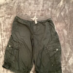 Circo Dark Gray Cargo Shorts for Men